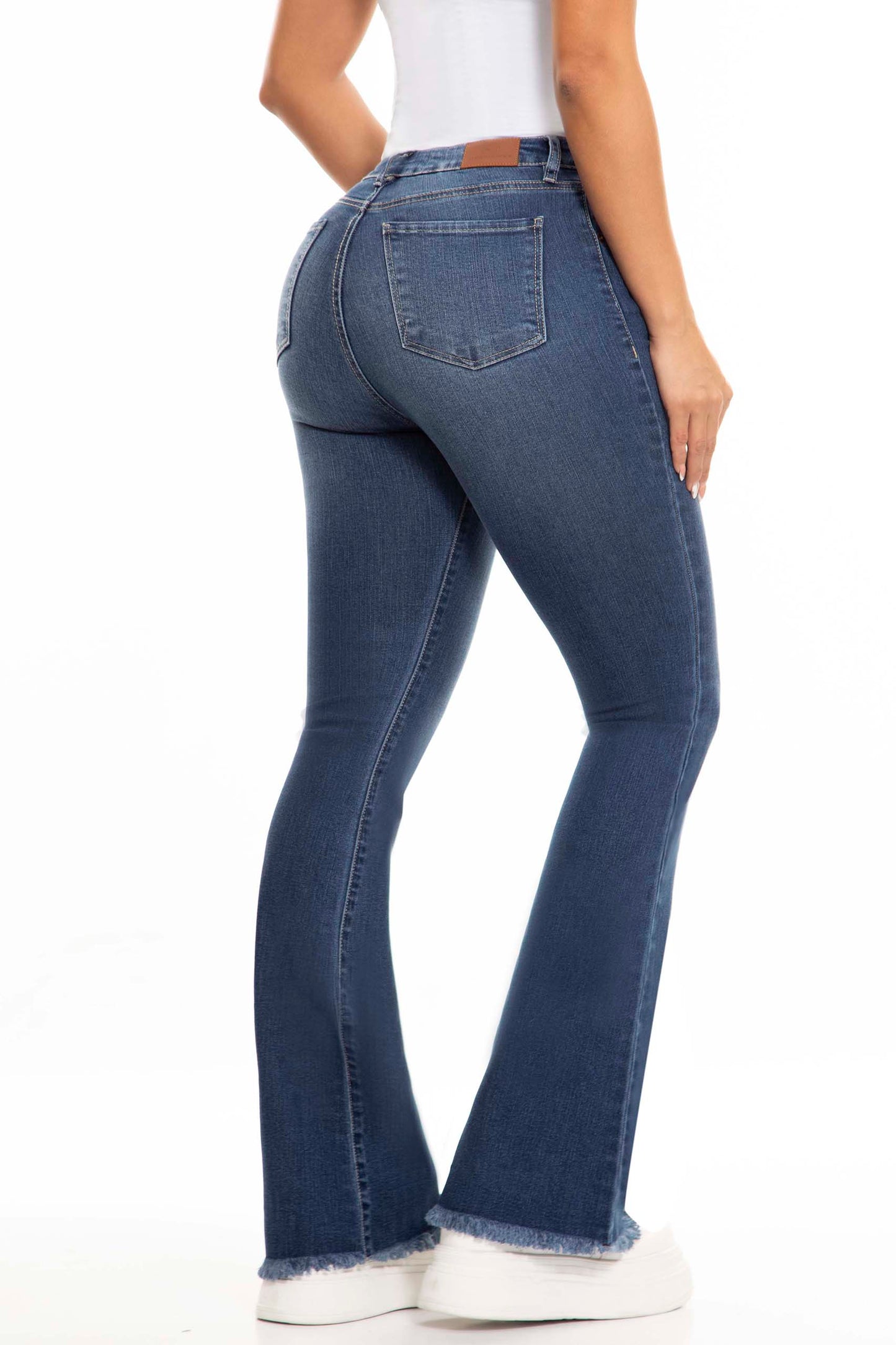 Ref. S2351 High-waisted bell-bottom elastic jeans with fringes on the boot